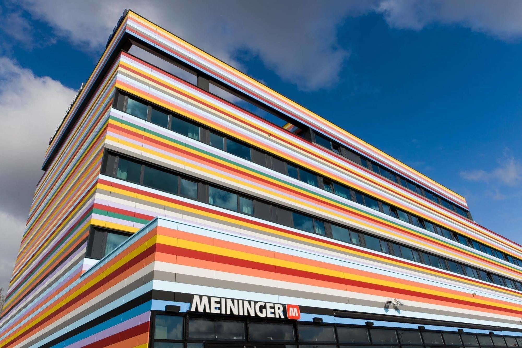 Meininger Hotel Berlin Airport Kültér fotó